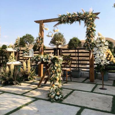 گل آرایی در لواسان